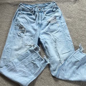 American Eagle Mom Jeans